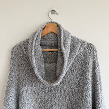 Load image into Gallery viewer, Free People Bff Loopy-Knit Cowl Neck Pullover Sweater Gray S
