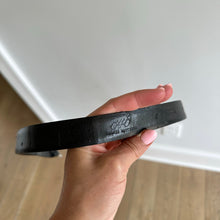 Load image into Gallery viewer, Brooks Brothers 346 Genuine Leather Belt Black M
