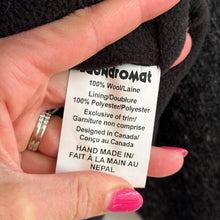 Load image into Gallery viewer, Vintage Laundromat 100% Wool Houndstooth Full Zip Sweater Jacket Black Grey M
