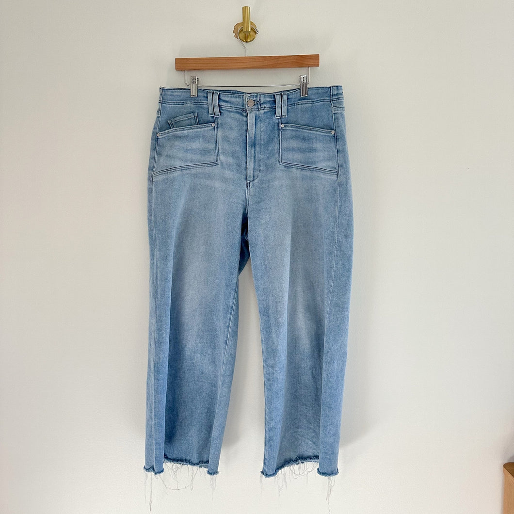 PAIGE The Anessa High-Rise Crop Wide Leg Jeans in Shooting Star 33