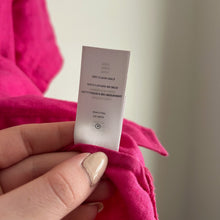 Load image into Gallery viewer, Rails Mackinley Linen Short Sleeve Button Up Shirt Raspberry Pink S
