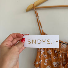 Load image into Gallery viewer, SNDYS Revolve Honolulu Floral Print Sleeveless Midi Dress in Amber Daisy L NWT
