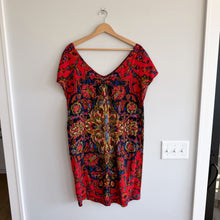 Load image into Gallery viewer, Anthropologie Maeve Printed V-Neck Mini Shift Dress Red L
