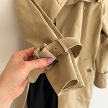 Load image into Gallery viewer, Pendleton Lined Button Front Belted Collared Trench Coat Tan 10
