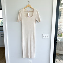 Load image into Gallery viewer, Rachel Parcell Ribbed Knit Scoop Neck Short Sleeve Midi Dress Beige Faded L
