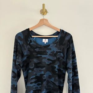 Sundry Camo Print 3/4 Sleeve Knee Length Round Neck Sweater Dress Blue/Black 2