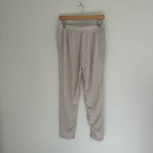 Load image into Gallery viewer, Eileen Fisher Printed Pull On Straight Leg Pants White XS
