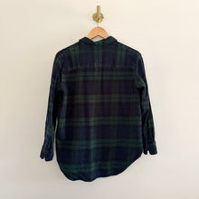 Load image into Gallery viewer, Madewell Flannel Oversized Boyshirt in Dark Green Plaid XS
