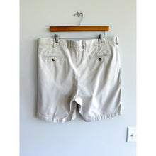 Load image into Gallery viewer, Peter Millar Soft Touch Twill Mid Rise Flat Front Casual Chino Shorts Cream 38
