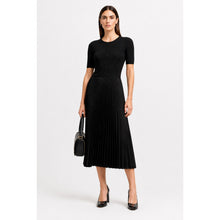 Load image into Gallery viewer, Hugo Boss Frizana Fitted Knit Jumper Short Sleeve Crewneck Dress Black M NWT
