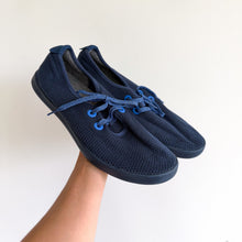 Load image into Gallery viewer, Allbirds Men's Tree Skipper Lace Up Low Top Sneakers Blue 11
