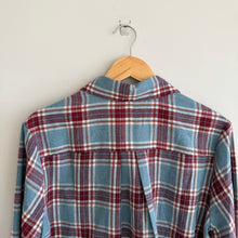 Load image into Gallery viewer, Sadie &amp; Sage Plaid Pattern Flannel Casual Button Up Shirt Blue Red M
