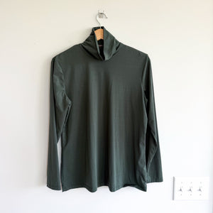J. McLaughlin Turtleneck Long Sleeve Top Green L