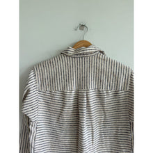 Load image into Gallery viewer, Madewell Flannel Sunday Striped Pattern Button Up Shirt Cream XS
