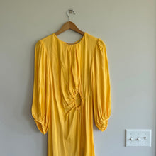 Load image into Gallery viewer, Farm Rio Yellow Piping Cut-Out Balloon Sleeve Midi Dress M NWT
