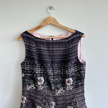 Load image into Gallery viewer, TALBOT RUNHOF Flared Metallic Floral Jacquard Sleeveless Dress Purple 10
