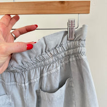 Load image into Gallery viewer, Cloth &amp; Stone High Rise Drawcord Waist Jogger Gray S
