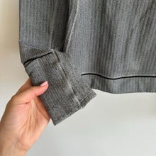 Load image into Gallery viewer, Lululemon Think Fast Long Sleeve Running Pullover 8
