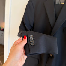 Load image into Gallery viewer, Hart Schaffner Marx Black Two Button Wool Suit Black 48
