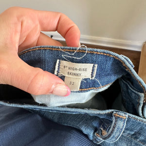 Madewell 9" High Rise Skinny Jeans in Allegra Wash Distressed 32