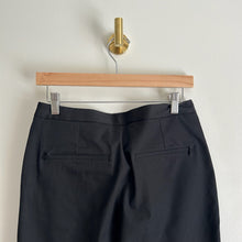 Load image into Gallery viewer, Lululemon On The Move Pant Black 6
