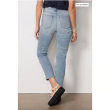 Load image into Gallery viewer, Evereve The Ever Straight High Rise Distressed Denim Cropped Jeans Blue 26
