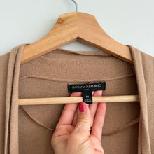 Load image into Gallery viewer, Banana Republic Knit Open-Front Mid-Length Cardigan Sweater Tan M
