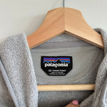 Load image into Gallery viewer, Patagonia Performance Better Sweater Hooded Fleece Jacket Feather Gray XS
