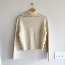 Load image into Gallery viewer, Uniqlo Souffle Yarn Ribbed Knit Button Front Cardigan Cream XS
