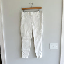 Load image into Gallery viewer, Spanx Pull-On Ankle Skinny Jeans White L
