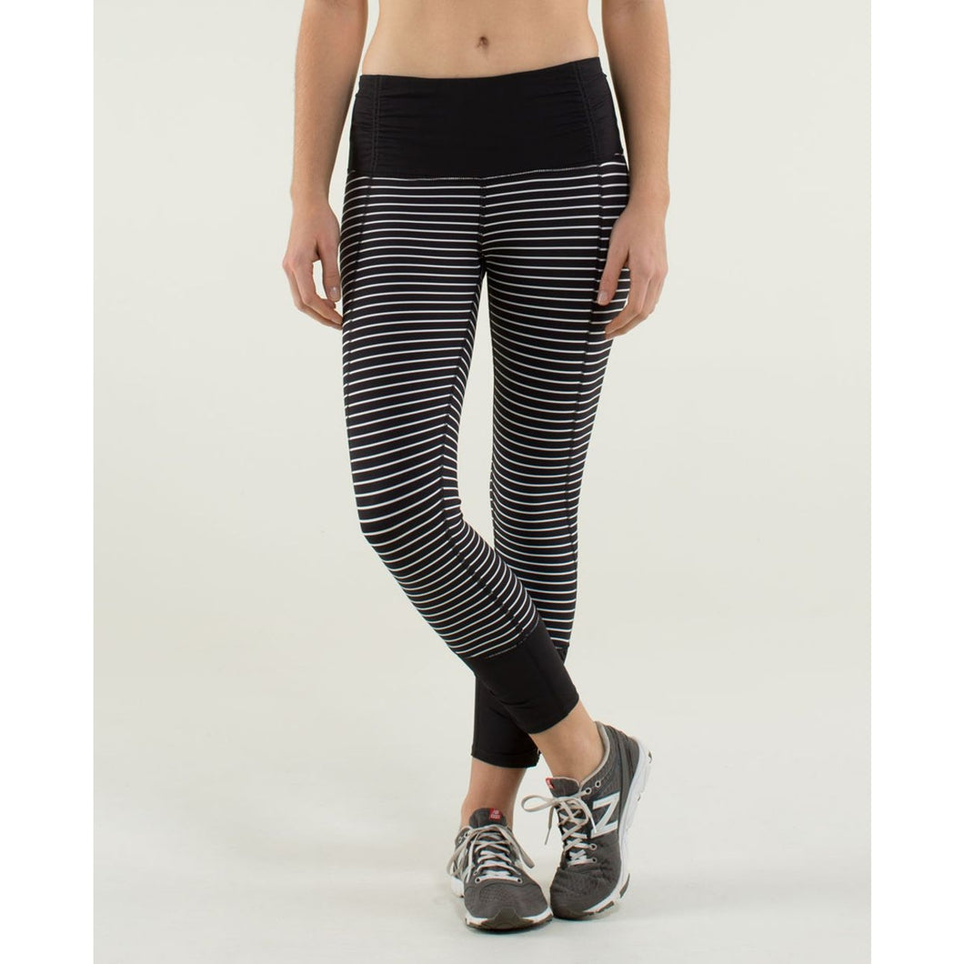 Lululemon Runday Crop First Release)Striped Running Leggings Black/White 4