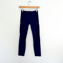 Load image into Gallery viewer, Lululemon Run Speed Tight V Leggings Blue 2
