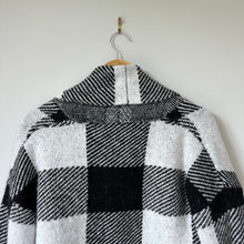 Load image into Gallery viewer, RD Style Buffalo Plaid Open Front Cardigan Sweater Black/White M

