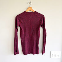 Load image into Gallery viewer, Lululemon Swiftly Tech Long Sleeve Crew Top Dark Adobe / Misty Merlot 6
