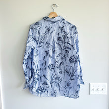 Load image into Gallery viewer, J. Mclaughlin Lois Floral Striped Button Down Shirt Blue L
