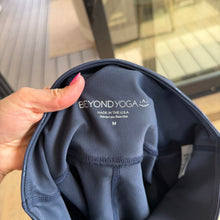 Load image into Gallery viewer, Beyond Yoga Daisy Shiny High Waisted Double Layered Midi Leggings Blue M NWT
