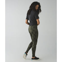 Load image into Gallery viewer, Lululemon Wunder Under Pant *Full-On Luon Leggings Green Gator 4
