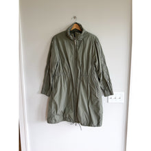 Load image into Gallery viewer, Armani Collezioni ZIp Up Long-Line 3-in-1 Utility Rain Jacket Green 46
