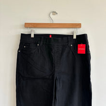 Load image into Gallery viewer, SPANXshape™ Original EveryWear Ankle Skinny Jeans Black XL NWT
