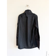 Load image into Gallery viewer, Warroad Youth Tilo Pro Stock Neck Wrist Base Layer Top Black S NWT
