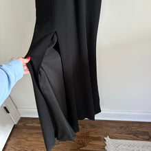 Load image into Gallery viewer, Dress The Population Iris Crepe Plunge V-Neck High Slit Sleeveless Gown Black 6
