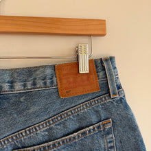 Load image into Gallery viewer, Levi's 501 Distressed Denim Cut-Off Shorts Blue 31

