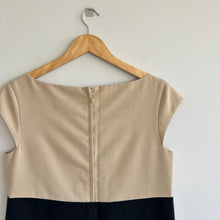Load image into Gallery viewer, Kate Spade Maya Wool Colorblock Mini Shift Dress Cream/Black 6
