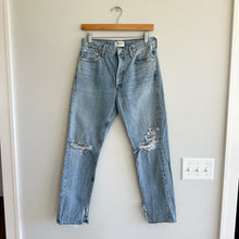 Load image into Gallery viewer, AGOLDE Jamie High Rise Classic Jeans Blue Light Wash 27
