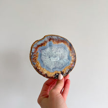 Load image into Gallery viewer, Kim Seybert Round Strata Acrylic Stone Inspired Drink Coaster Set of 4 Blue NWT
