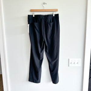 Athleta Tribeca Utility Crop Pant Black 10 NWT