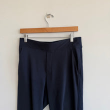 Load image into Gallery viewer, Athleta Brooklyn Length Pull On Tapered Leg Elastic Waist Ankle Pants Blue 4T
