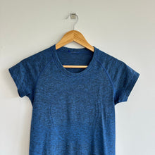 Load image into Gallery viewer, Lululemon Swiflty Tech Short Sleeve Top Blue 6
