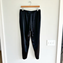 Load image into Gallery viewer, ST. JOHN Caviar Emma Liquid Satin Side Zip Pants Black 10
