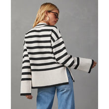 Load image into Gallery viewer, Vici Dont Mind Me Striped Knit Crew Neck Pullover Sweater Black White M
